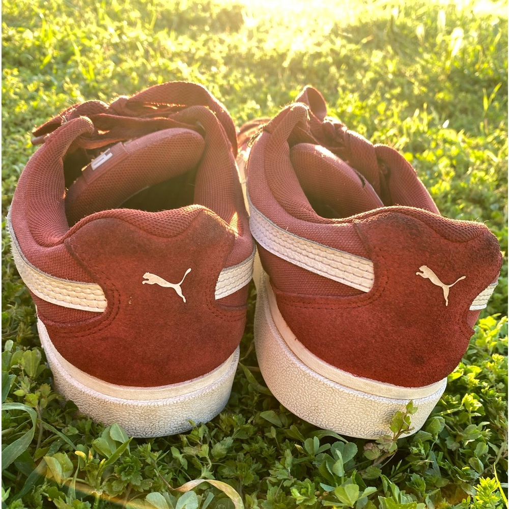 Burgundy leather men’s size 8.5 sneakers used but still very good